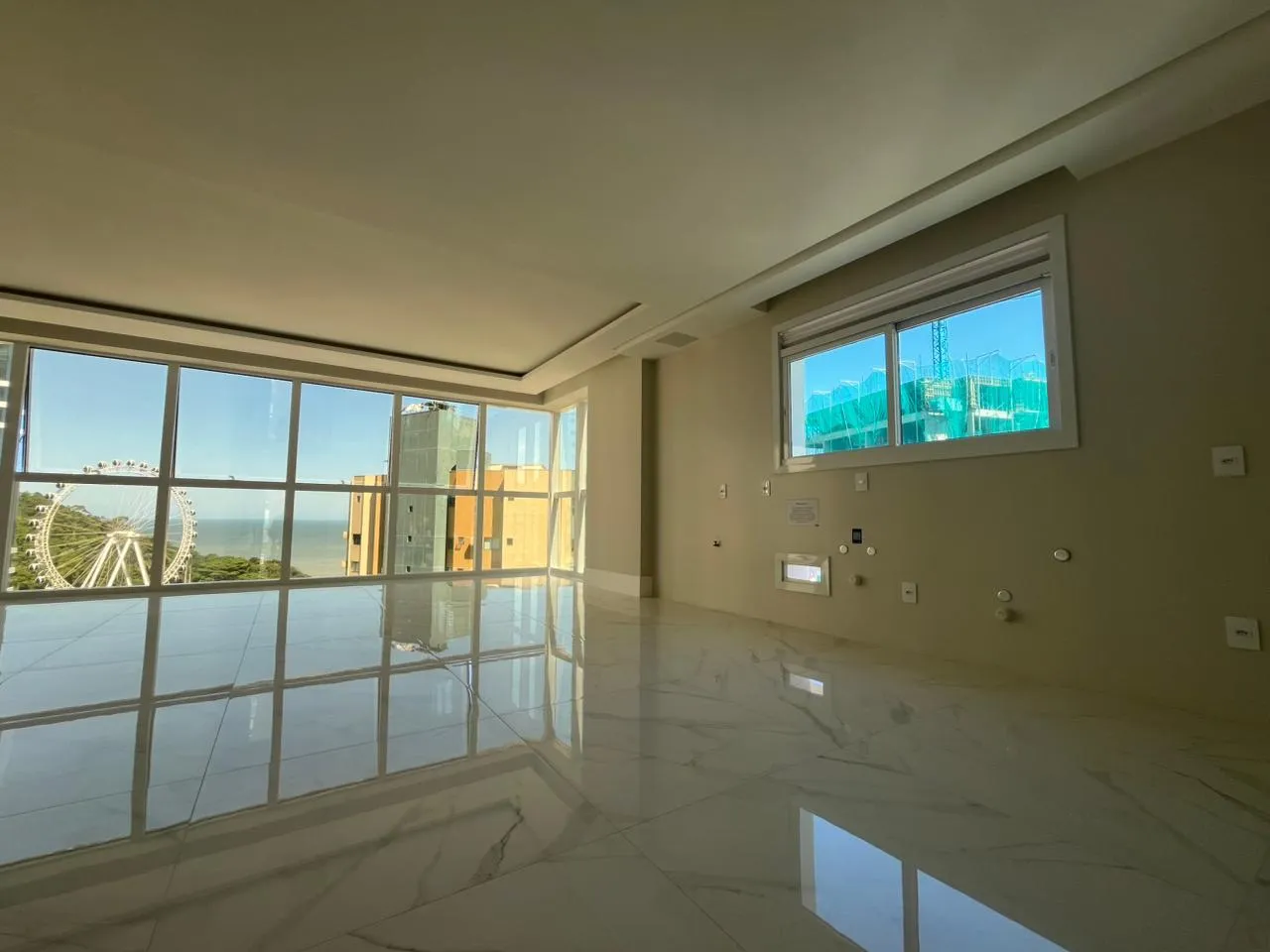 Imagem Apartamento com vista para o mar à venda com 150.06m2 por R$ 5.440.000,00