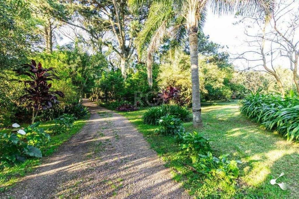 Imagem Terreno para Venda - 0m², 0 dormitórios, Lomba do Pinheiro