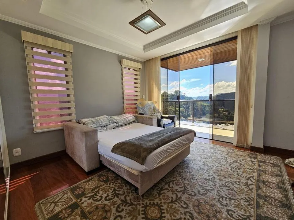 Imagem Casa em Condomínio para Venda em Teresópolis / RJ no bairro Várzea