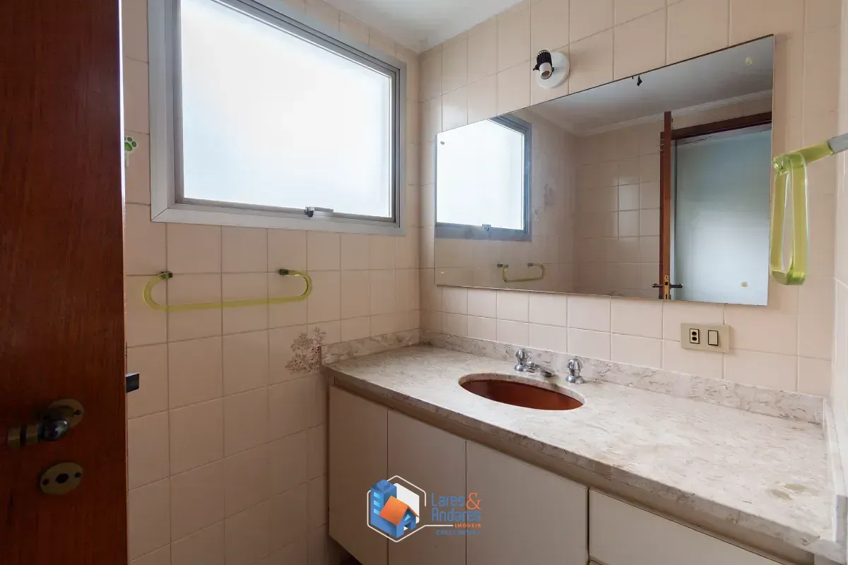 Imagem Apartamento para venda em Moema com 4 quartos, sendo 3 suítes, 196m²