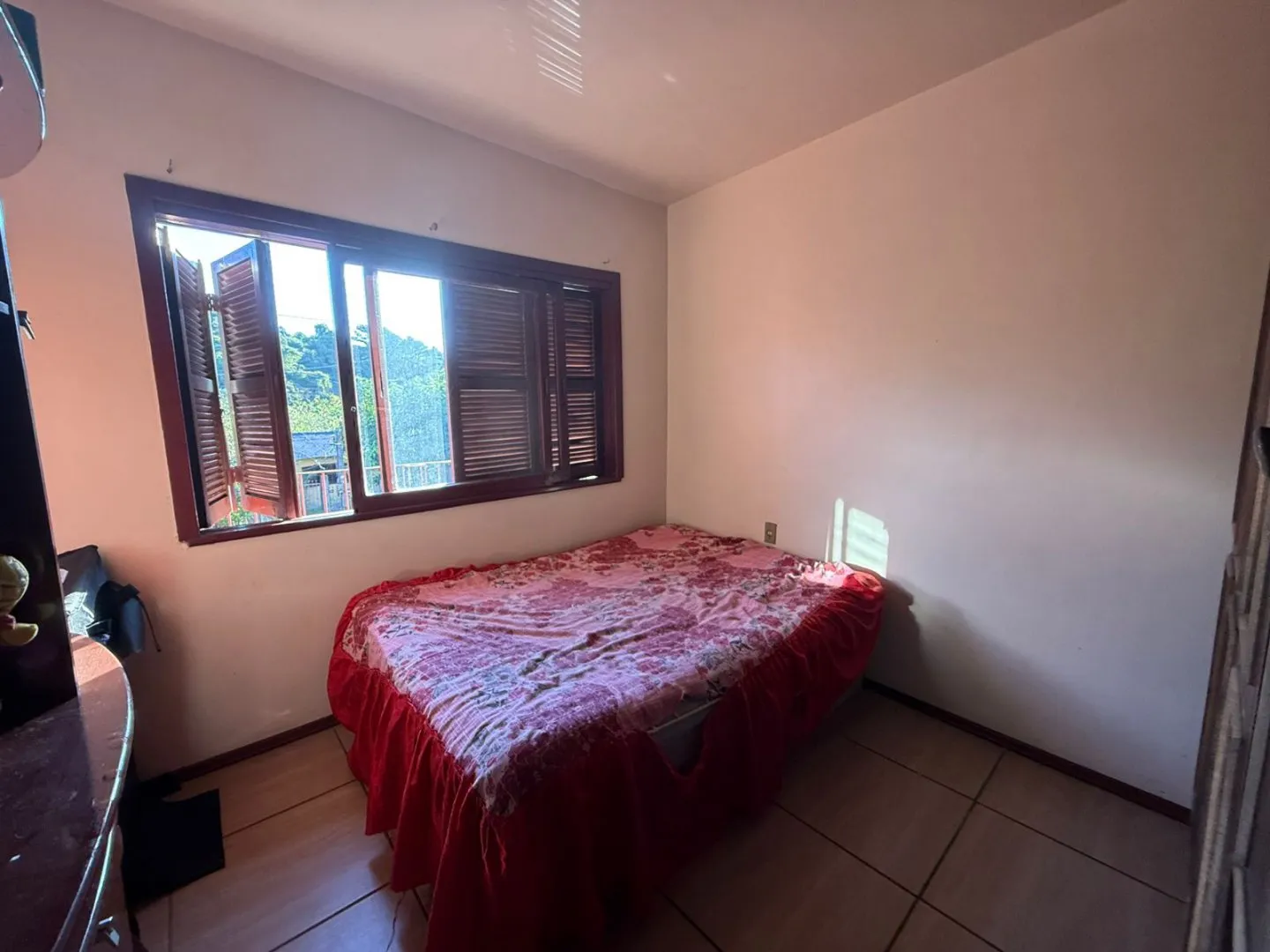 Imagem Casa Com Ponto Comercial a venda em Viamão - Santa Isabel em terreno 18x22