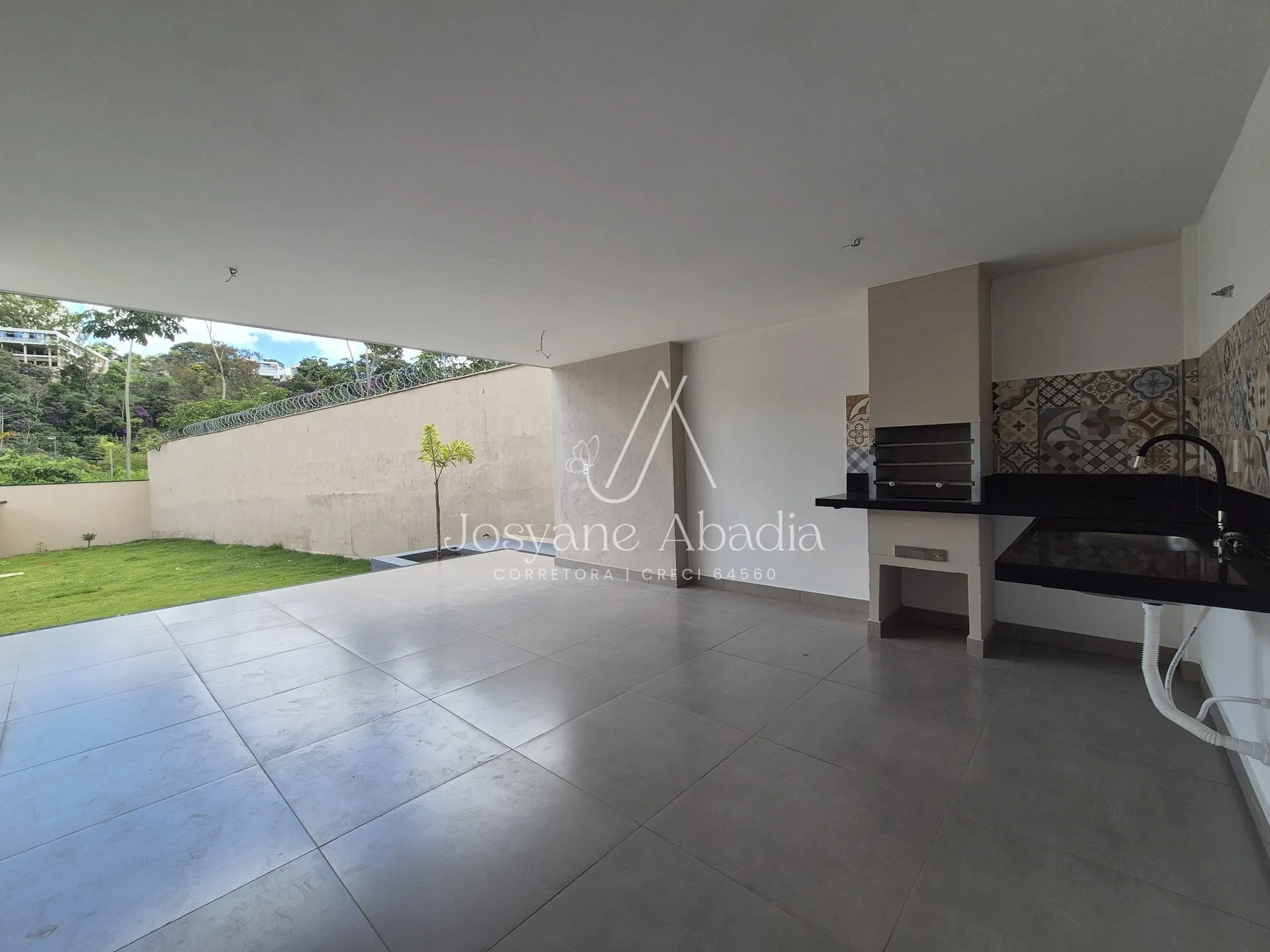 Imagem Casa Nova à Venda no Bairro Aeroporto em Juiz de Fora | 3 Quartos, Suíte e Alto Padrão