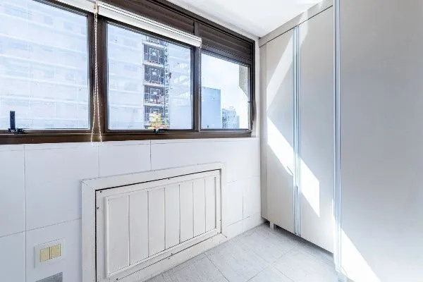 Imagem Vende-se apartamento com 3 quartos(1 suíte), 106m² e 2 vagas - Bela Vista