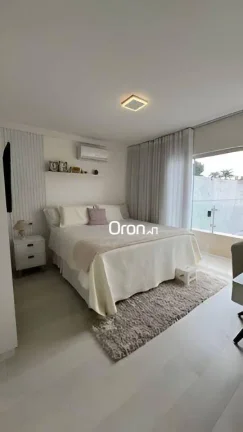 Imagem Sobrado com 3 dormitórios à venda, 180 m² por R$ 1.200.000,00 - Setor Castelo Branco - Goiânia/GO