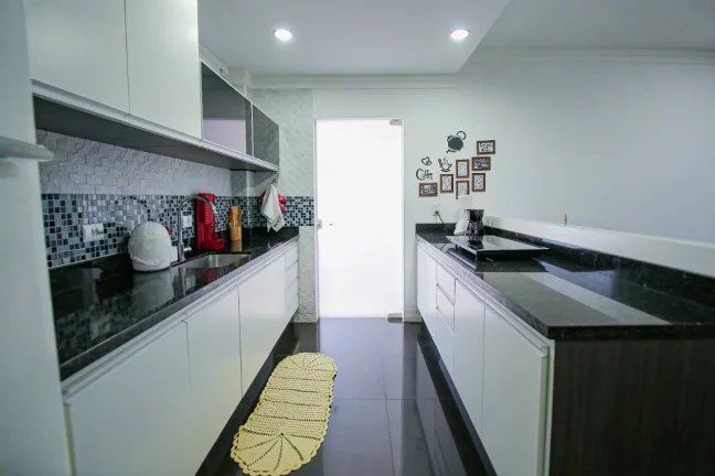 Imagem CASA residencial dentro de condomínio