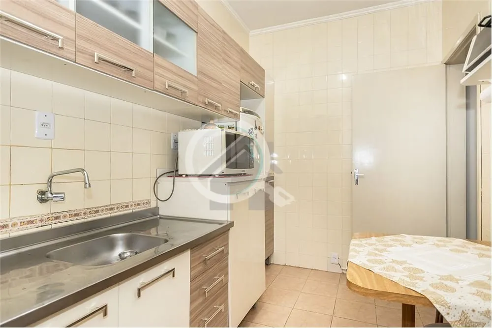 Imagem Este apartamento de 113 m² de área privativa oferece uma residência espaçosa e aconchegante no c...