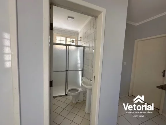 Imagem Casa de Luxo para Locação em Barreiras-BA, Bairro Aratu: 3 Quartos, sendo 3 Suítes, closet, 3 Salas, 6 Banheiros, 2 Vagas, 479,99 m².