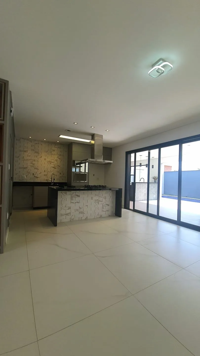Imagem Casa à venda 3 Quartos, 2 Suites, 2 Vagas, 300M², Piracangaguá, Taubaté - SP | Condomínio Ouroville