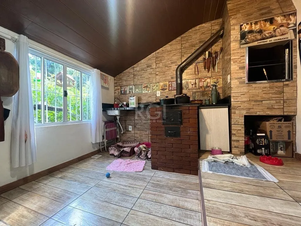 Imagem Casa 2 dormitórios, vaga de garagem, Bairro Piá