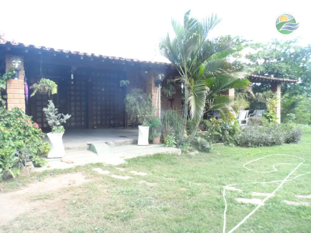 Imagem Chácara com casa de 6 quartos, 3000m2, à venda, Loteamento Santana, em Gravatá.
