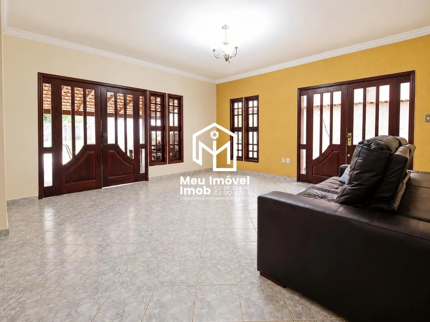 Foto do imóvel Casa 5 Quartos 5 Suítes 4 Vagas 500m² Lago Norte/DF