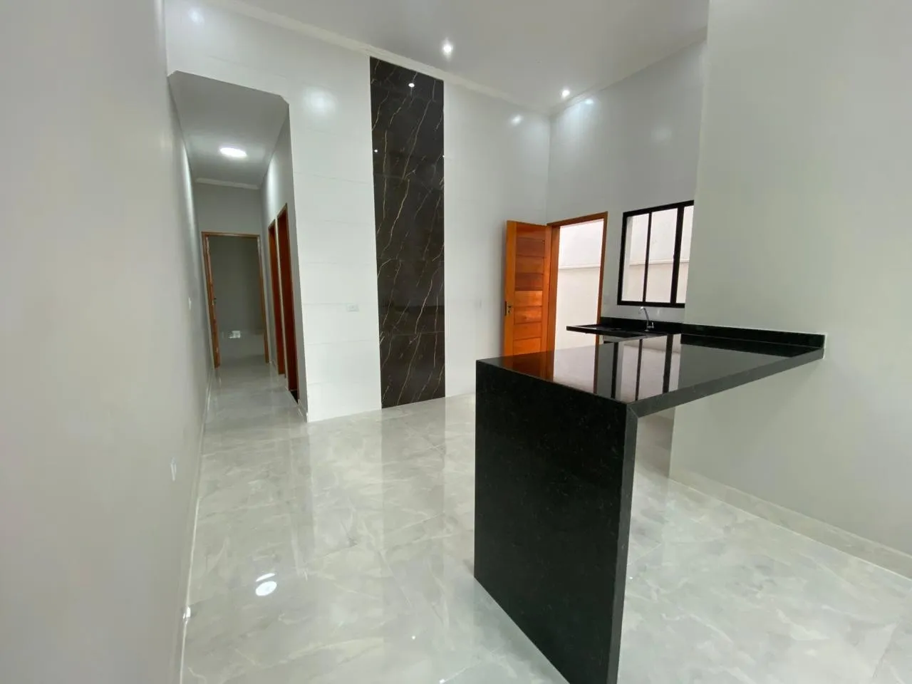 Imagem Casa para Venda em Itanhaém, Jamaica (Praia), 2 dormitórios, 1 suíte, 2 banheiros, 2 vagas