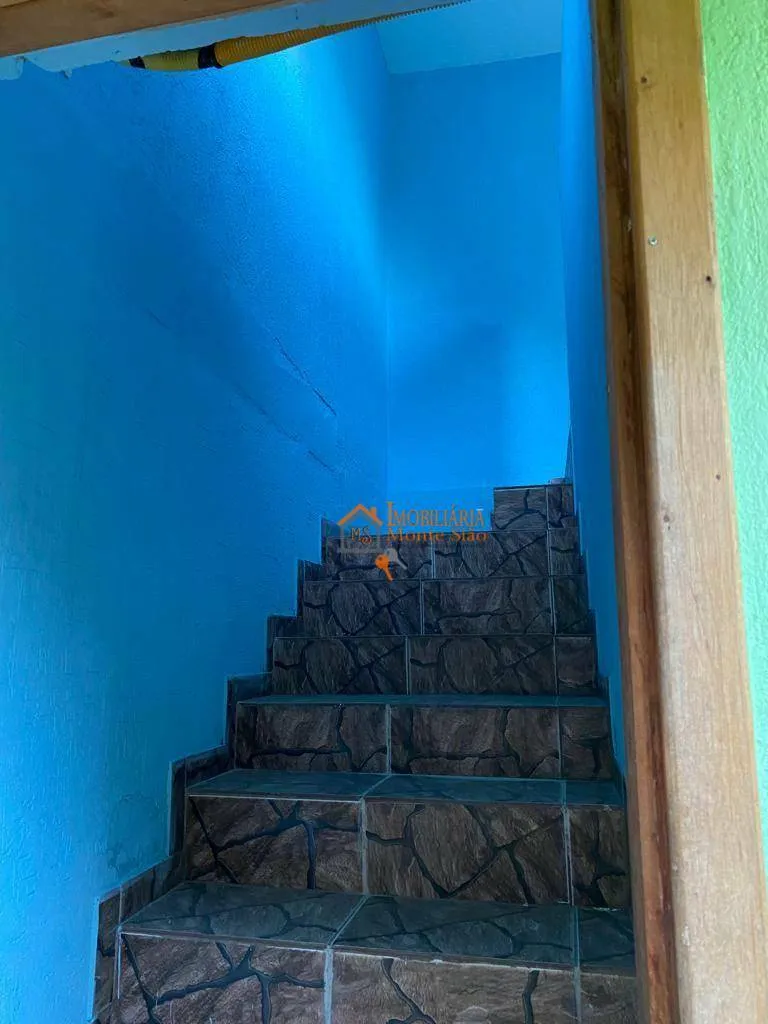 Imagem Casa com 6 dormitórios à venda, 900 m² por R$ 477.000,00 - Jardim IV Centenário - Guarulhos/SP