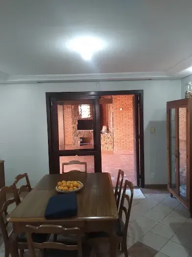 Imagem Casa com 4 Quartos à Venda, 277,58 m² em Centro - Ijuí