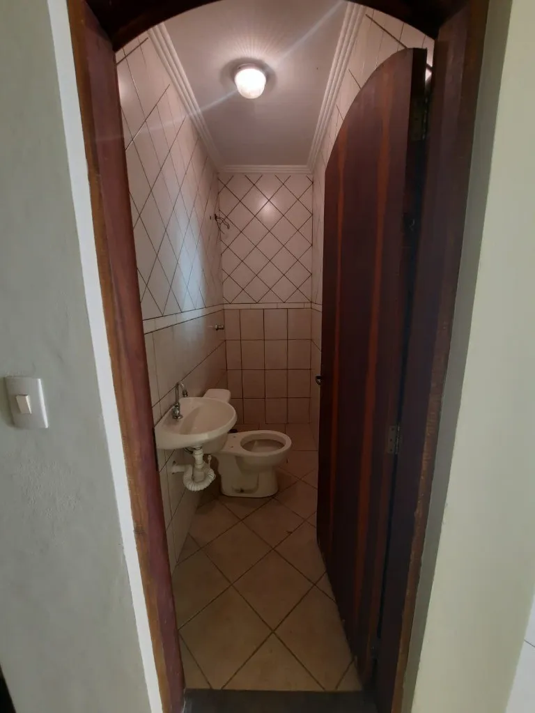 Imagem Sobrado à venda em Santo André-SP, no Jardim Las Vegas: 3 quartos, 1 suíte, 3 banheiros, 4 vagas de garagem!