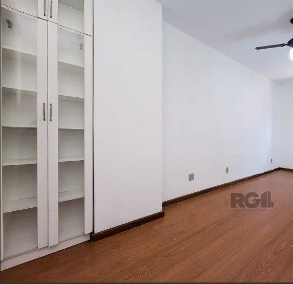 Imagem Casa de 3 dormitórios com 2 vagas de garagem no bairro Jardim Isabel