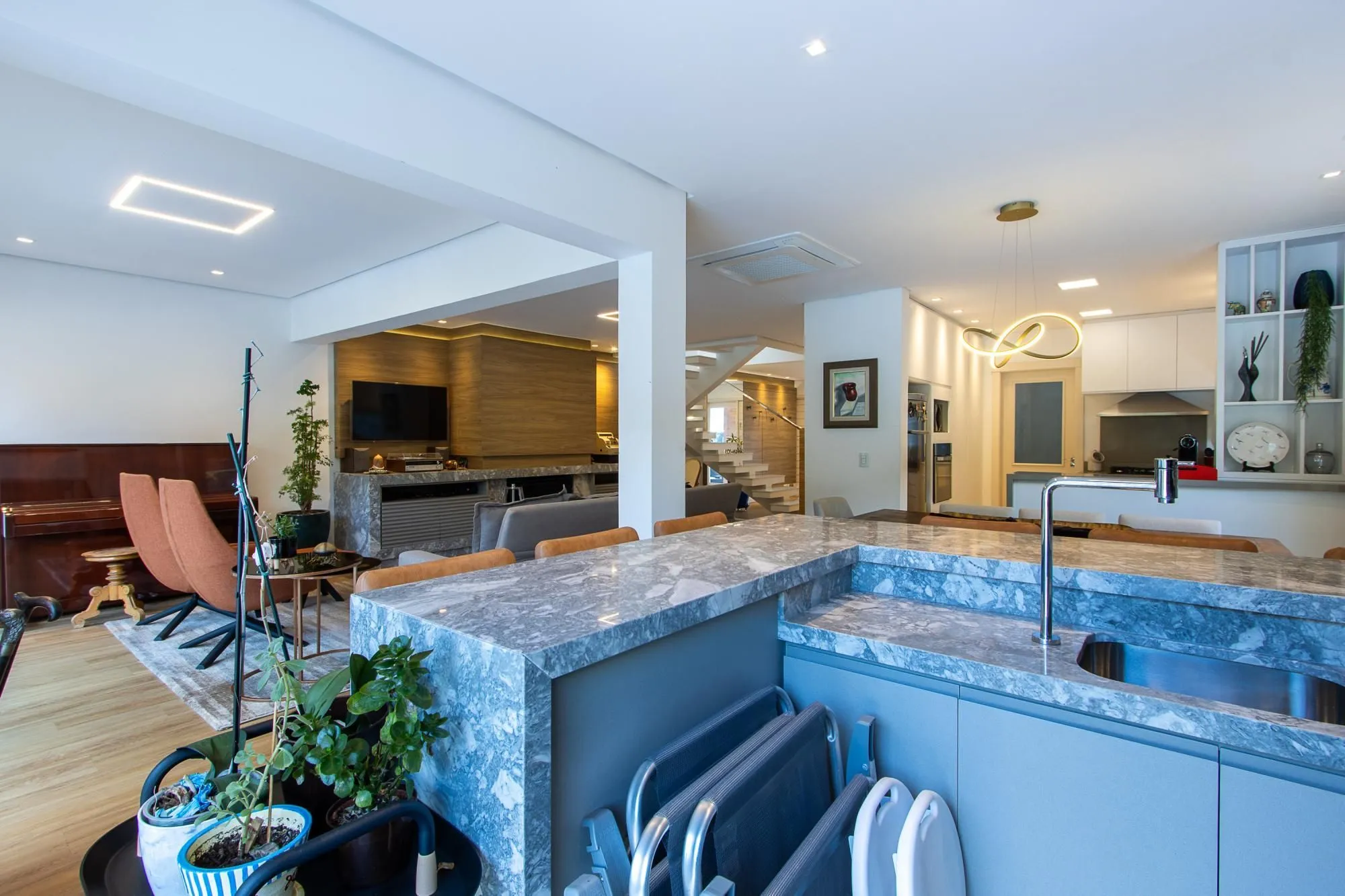 Imagem Casa no Condominio Terra Ville, com 3 quartos, piscina aquecida, espera elevador