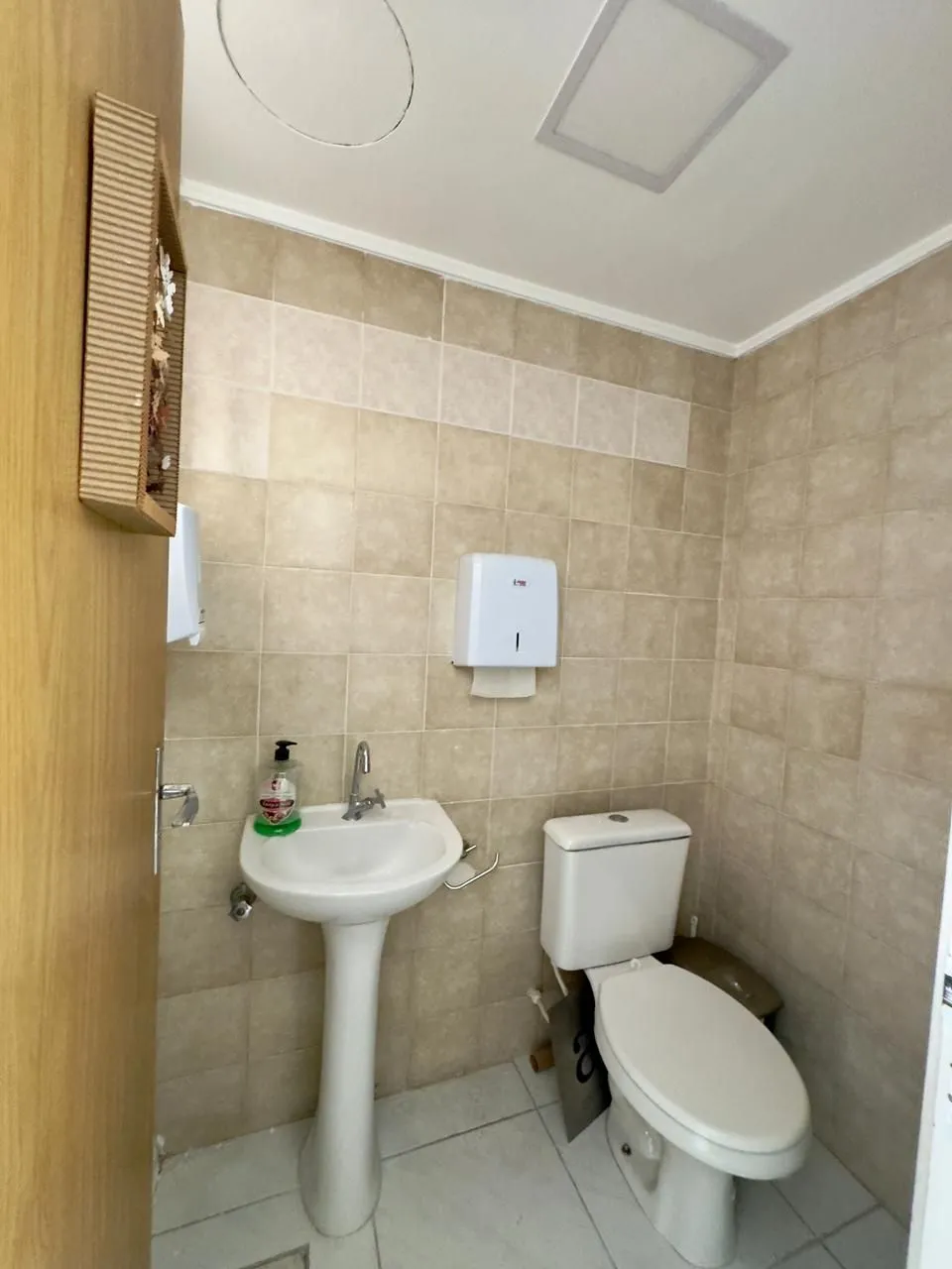 Imagem OPORTUNIDADE IMPERDÍVEL - SALA COMERCIAL NA AV. CRISTÓVÃO COLOMBO
