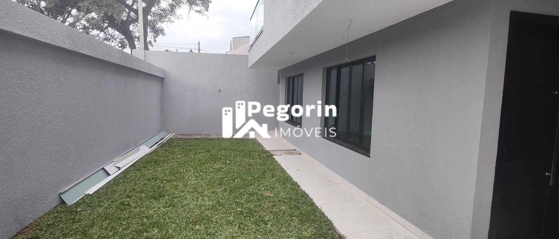 Imagem Sobrado Alto Padrão 4Quartos
