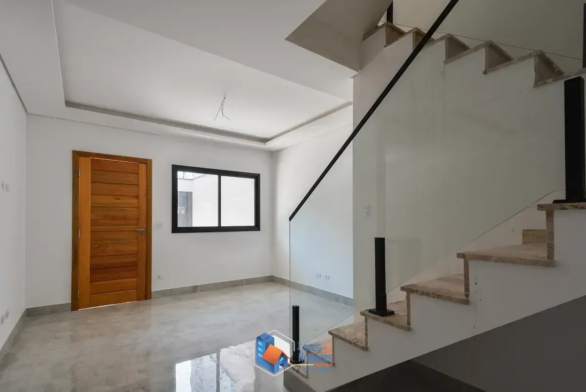 Imagem Sobrado para venda em Vila Gumercindo com 3 quartos, sendo 1 suíte, 150m²