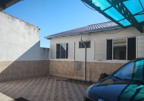 Imagem Casa no bairro Santa Fé com 3 dormitórios e 3 vagas