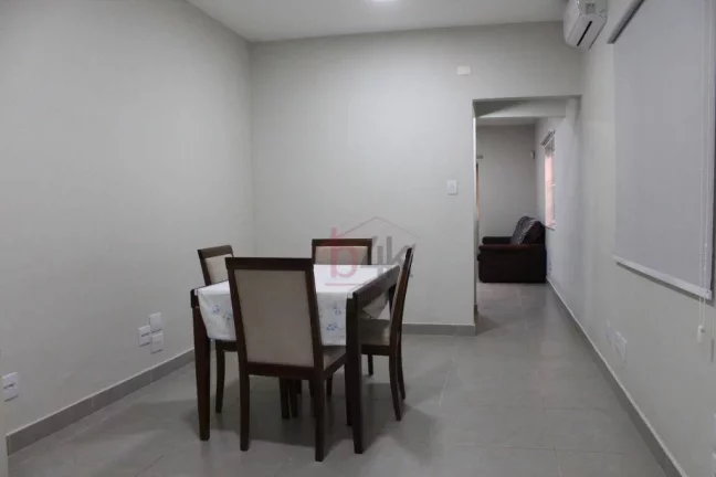 Imagem Sobrado Reformado com 210m² no Campo Belo.