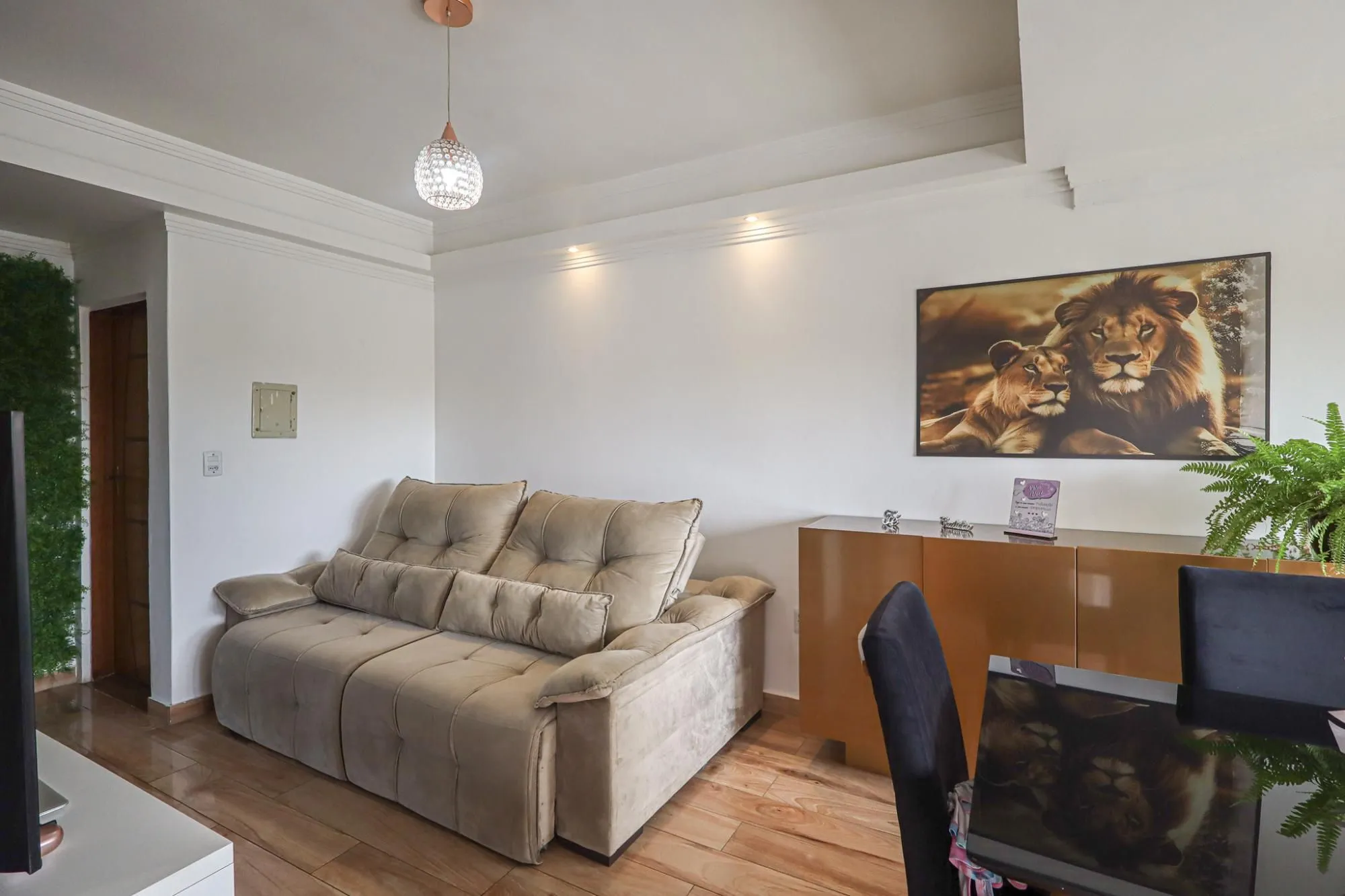 Imagem Casa semi mobiliada, 4 dormitórios no Bairro Jardim Sabará