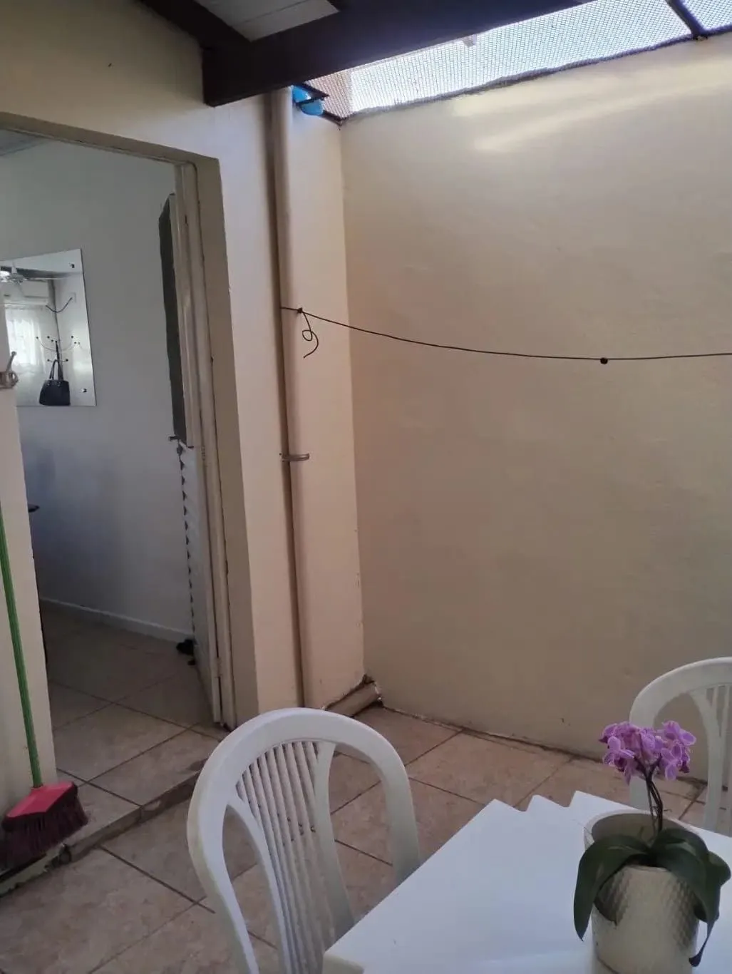 Imagem Casa de 3 dormitórios e 111m² à venda em Jardim Botânico, Porto Alegre.