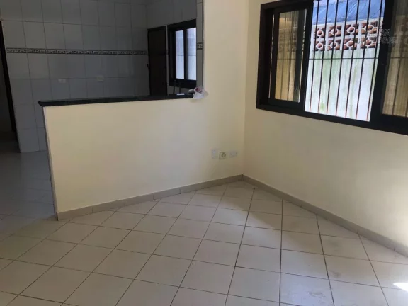 Imagem Casa à venda em Praia Grande, Balneário Maracanã a 150 mts da praia
