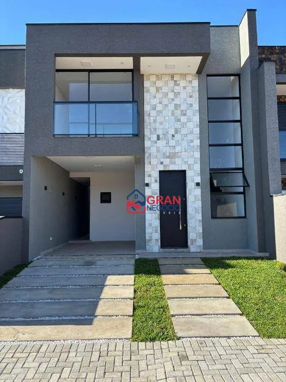 Imagem Casa de alto padrão no Condomínio, em São José dos Pinhais
