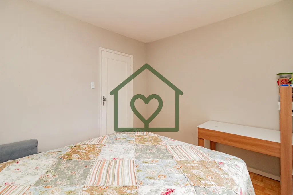 Imagem Apartamento de 3 dormitórios com dependência de empregada, com 89m² privativos, localizado no cha...