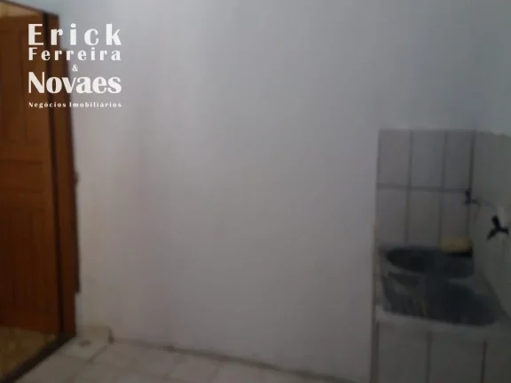 Imagem Loja na Rodovia do Sol Santa Monica Guarapari e apartamento de 2 quartos no segundo pavimento