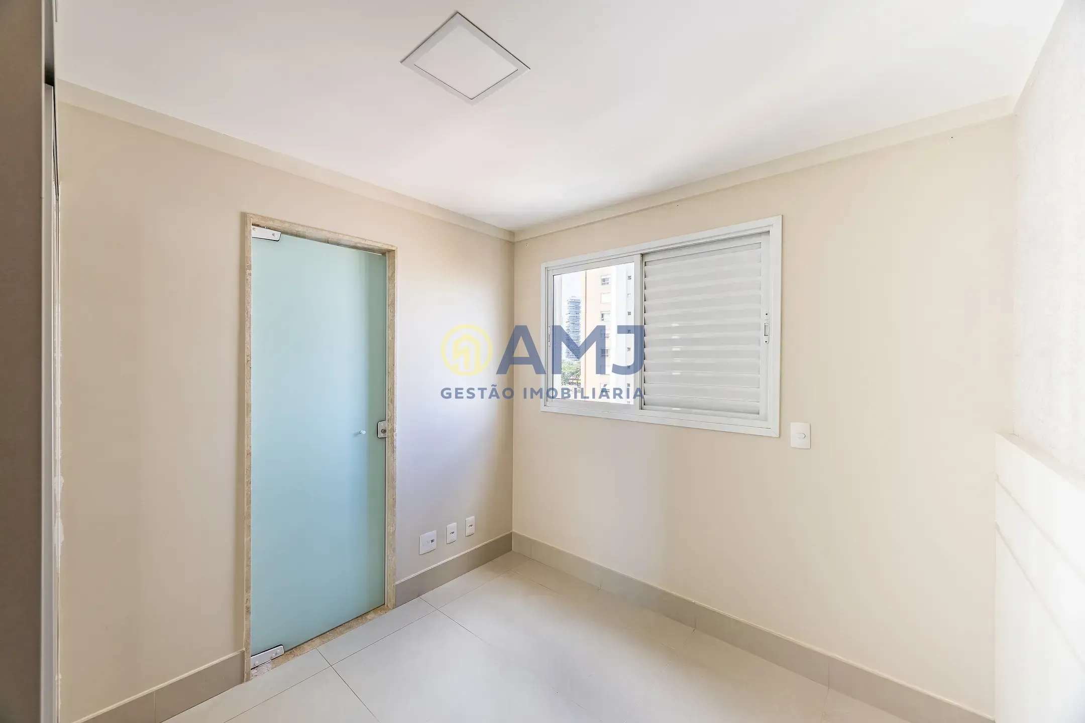 Imagem Apartamento à venda 3 Suítes - Palco Vaca Brava