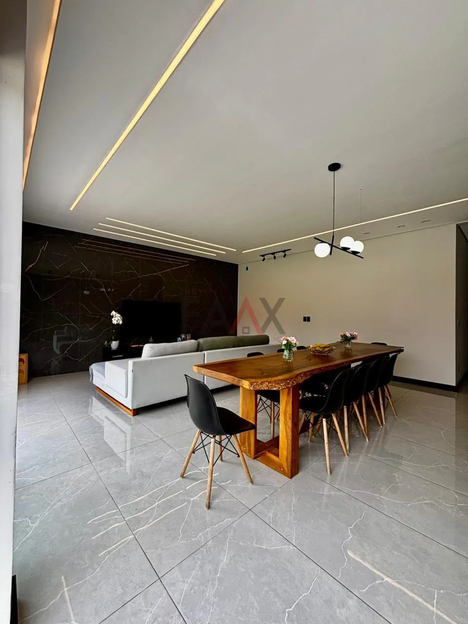 Imagem Espaço, Conforto e Investimento 2 Casas Área de Lazer Completa em 1.400m
