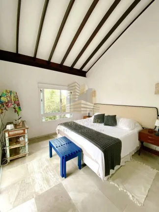 Imagem Casa ampla “pé na areia”
