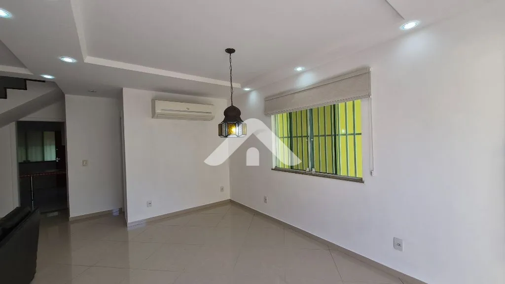 Imagem Casa à venda em Vargem Pequena - 201m², 4 quartos (1 suíte) | Condomínio Paraíso Classe A