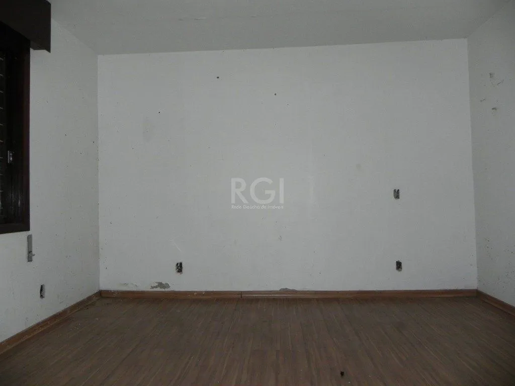 Imagem Casa para Venda - 110m², 4 dormitórios, sendo 1 suites, 4 vagas - Jardim Itu