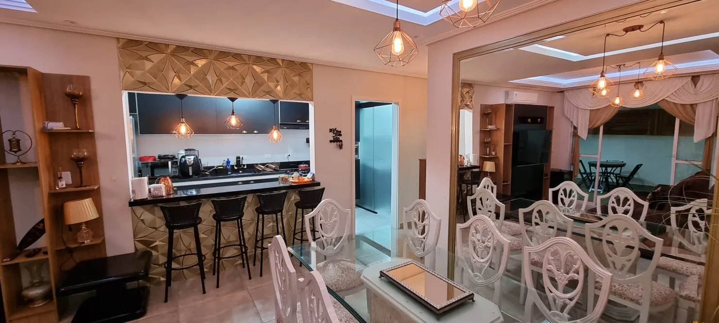Imagem Casa Térrea Moderna e Funcional em Condomínio Fechado Próximo ao Centro com Jacuzzi, Churrasqueira e Mais