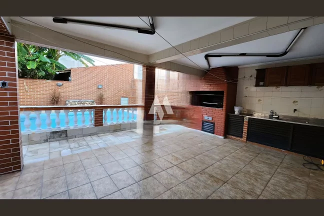 Imagem Casa á venda no Campo Grande em Santos