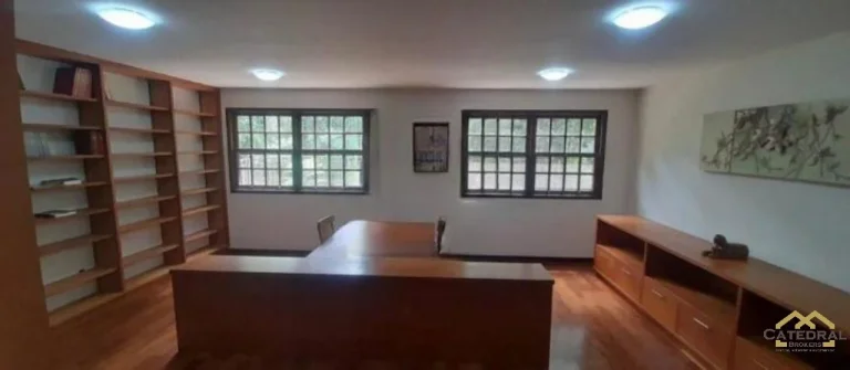 Imagem Casa com 6 dormitórios à venda por R$2.800.000,00 no Jardim Caxambu - Jundiaí/SP