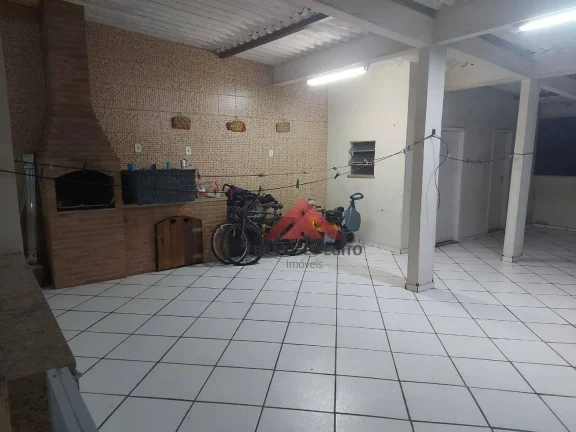 Imagem Casa com 2 dormitórios à venda, 242 m² por R$ 360.000,00 - Brasilândia - São Gonçalo/RJ