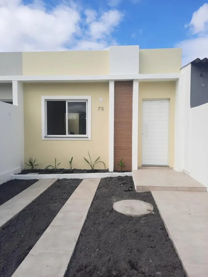 Imagem Casa para Venda em Pelotas, Três Vendas, 2 dormitórios, 1 banheiro