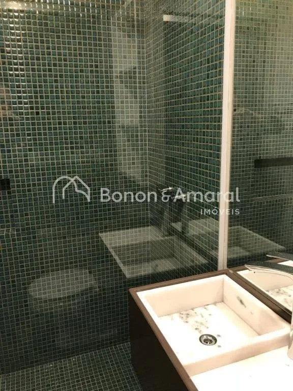 Imagem Apartamento com 2 Quartos e 2 Banheiros com 70m² por R$ 900.000