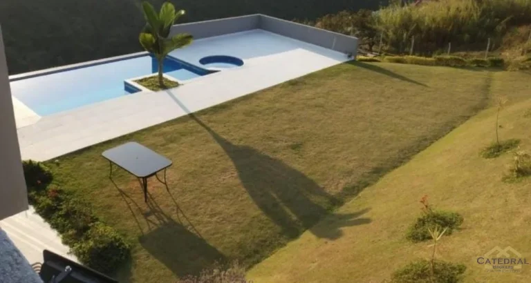 Imagem Sobrado a Venda no Residence Country Golf Club - Pau Arcado - Campo Limpo Pta/SP