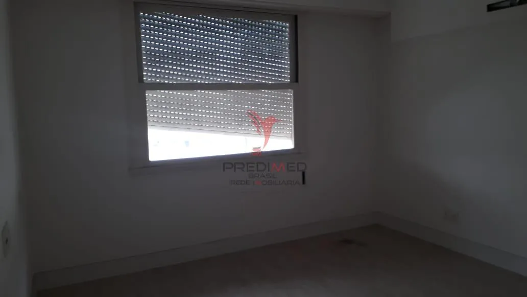 Imagem Ponto nobre do bairro de Copacabana junto a Lagoa, Ipanema , a poucos passos do Metrô