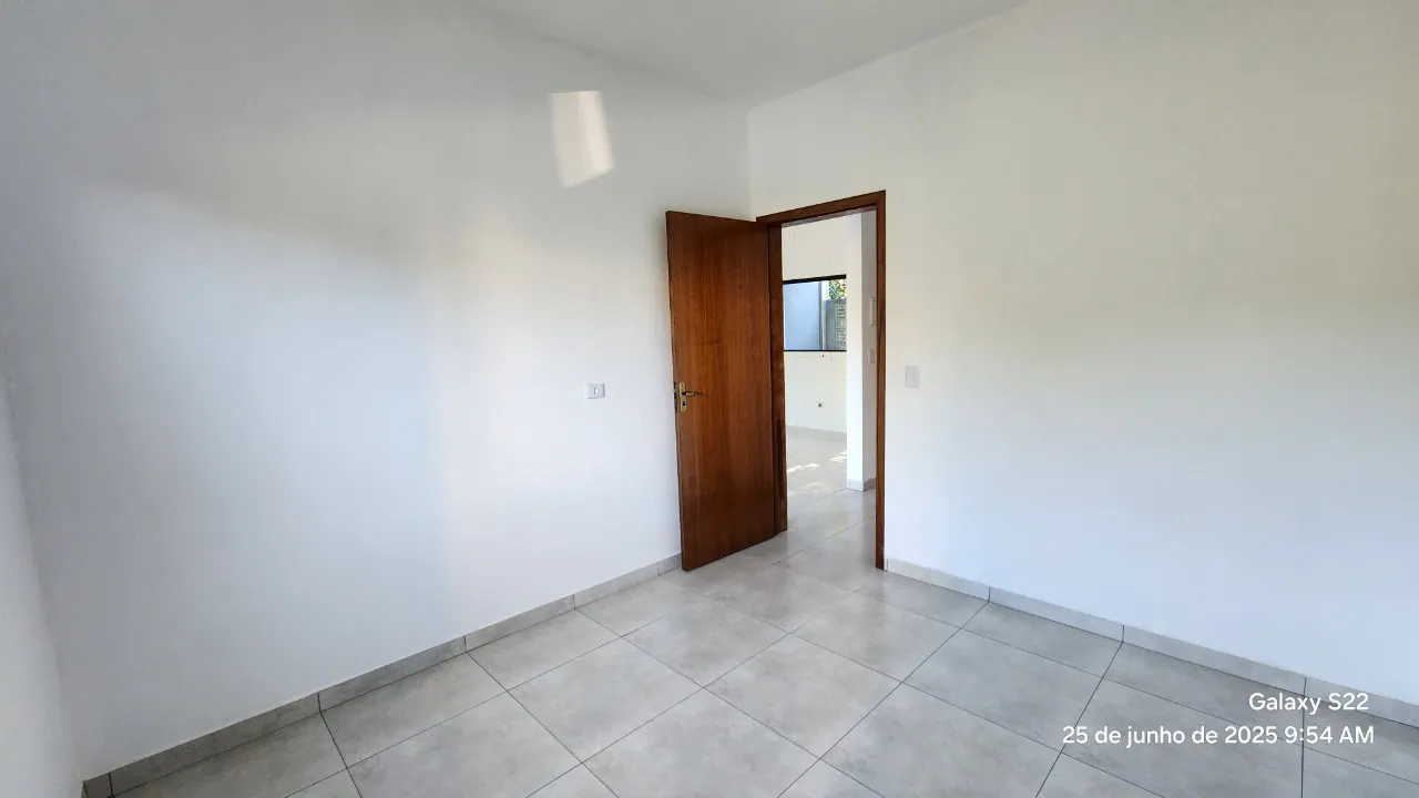 Imagem Casa térrea com 46,86m², 02 dormitórios, banheiro social, sala de estar, copa e cozinha integrada...