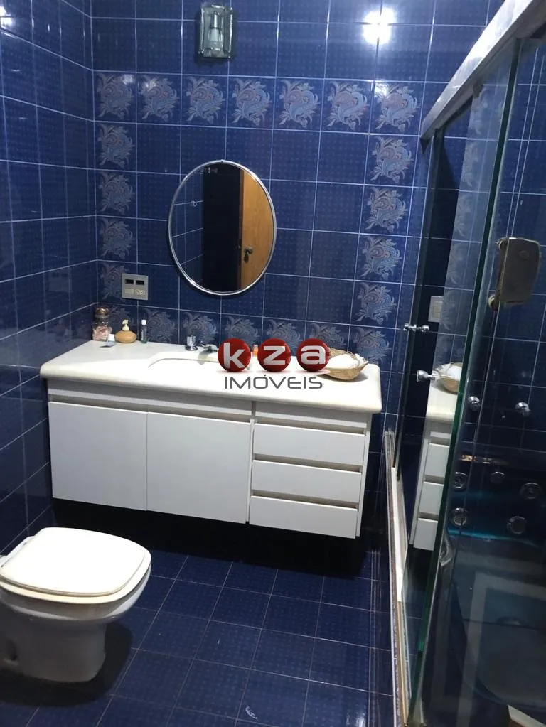Imagem Luxuosa Casa em Condomínio à Venda em Campinas-SP, Barão Geraldo: 4 Quartos, 4 Suítes, 3 Salas, 8 Banheiros, 4 Vagas de Garagem, 880m².