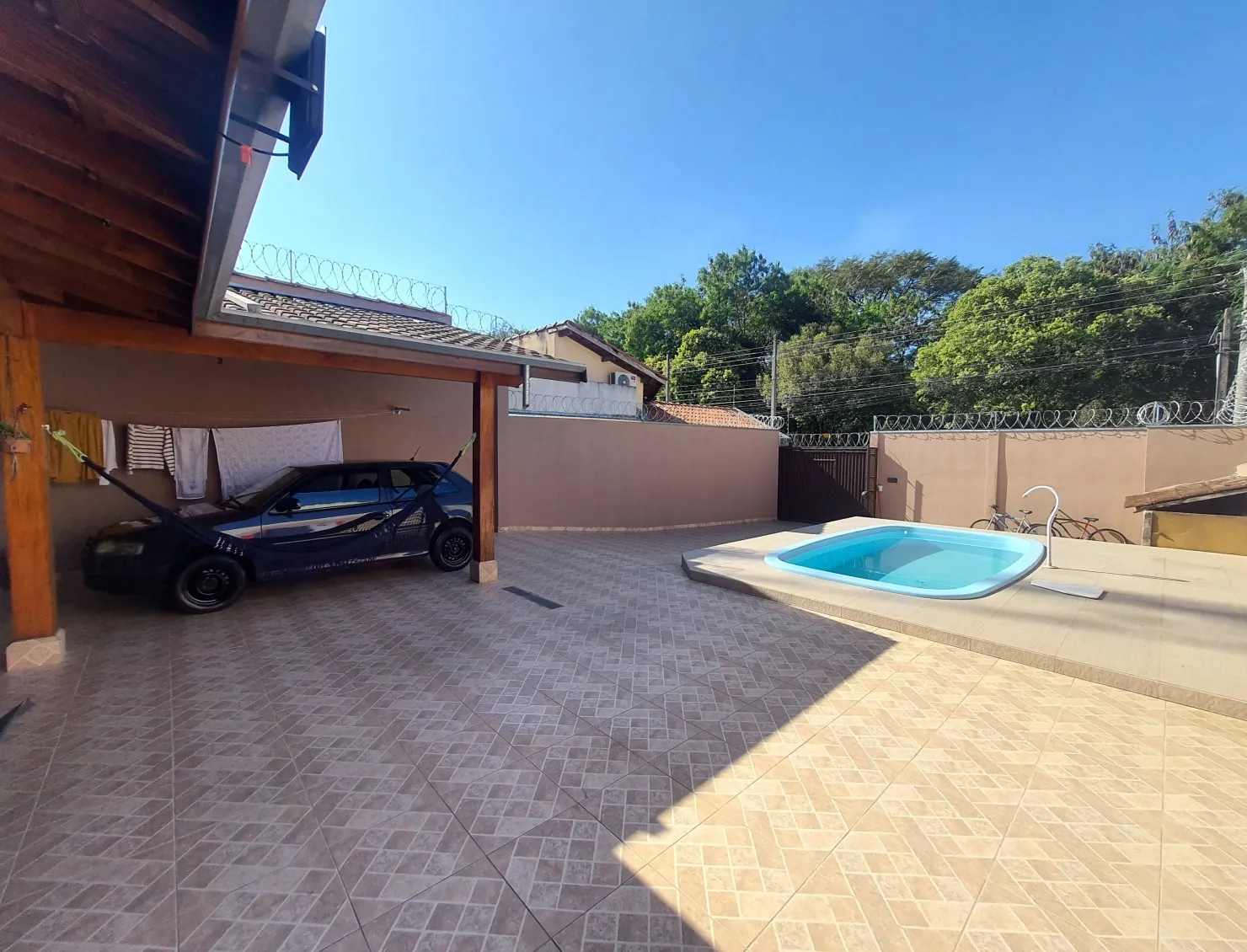 Imagem Sobrado à Venda, Comercial e Residencial Mombaça 1, Pindamonhangaba, SP