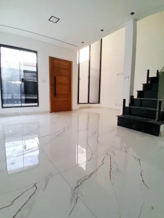 Imagem Sobrado à venda em excelente localização da zona leste, apenas 5 minutos do Metrô Patriarca!!