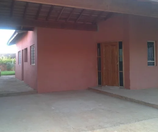 Imagem Casa no jardim Terra Branca, 2 quartos, garagem coberta.